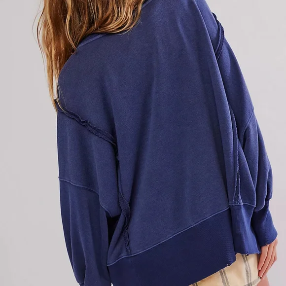 Free People Oversized Blue Sweatshirt - Picture 2 of 4
